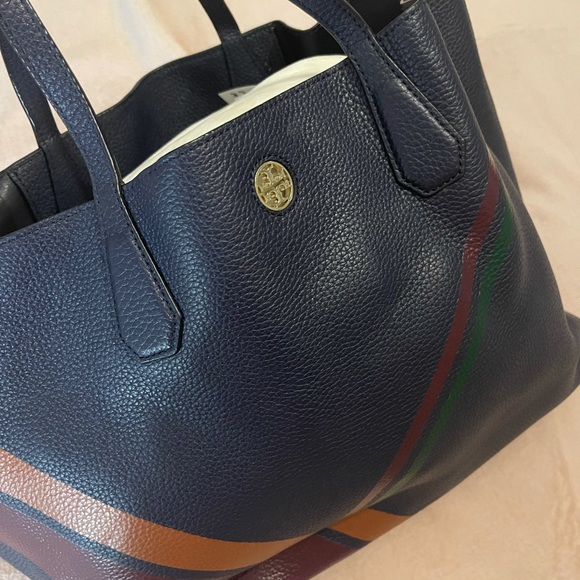 🌸Tory Burch Printed Stripe Tote Bag *EXCLUSIVE🌸 - Picture 5 of 9